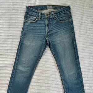 Men’s Size 29 X 30 Signature Gold Levi Strauss 5 Pocket, Straight Leg  Denim Jea
